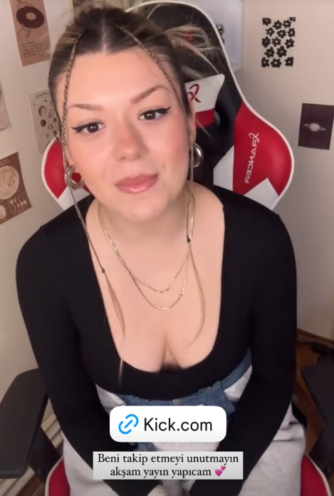 Simge Barankoğlu Kick'te yayın yapmaya başladı